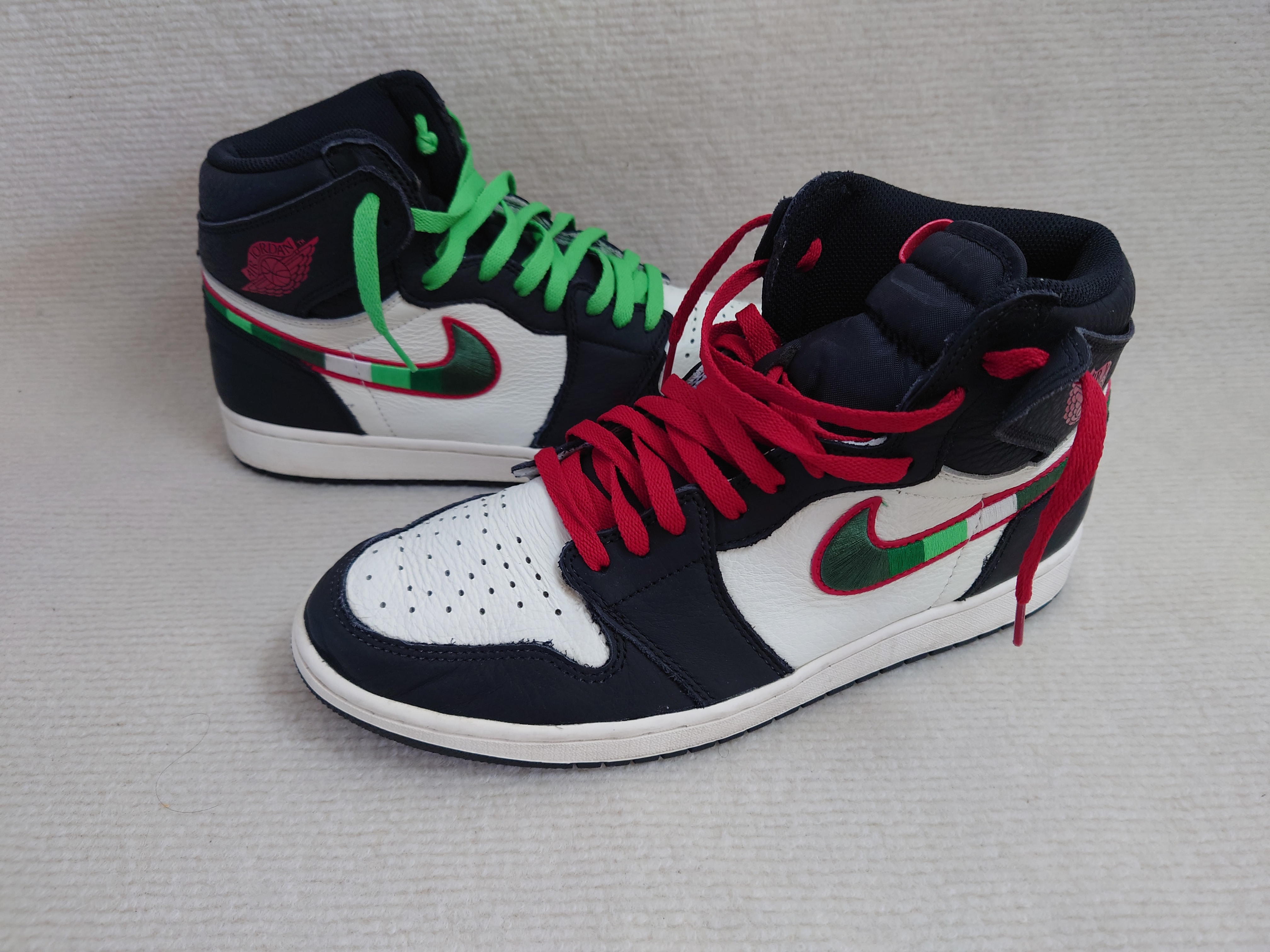 Nike Air Jordan 1 Retro High OG "Sports Illustrated"