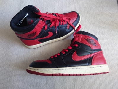 Nike Air Jordan 1 Retro High OG "Bred/Banned"