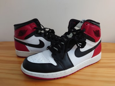 Nike Air Jordan 1 Retro High OG "Black Toe"