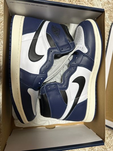 Nike Air Jordan 1 Retro High OG "Midnight Navy"