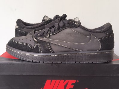Travis Scott × Nike Air Jordan 1 Low OG SP "Black Phantom"