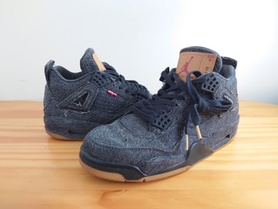 Nike × Levi's Air Jordan 4 "Black Denim" (LEVIS Tab)