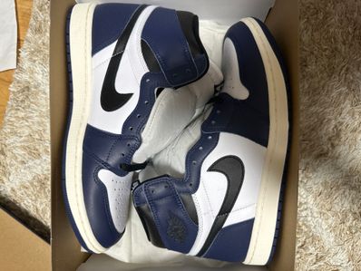 Nike Air Jordan 1 Retro High OG "Midnight Navy"