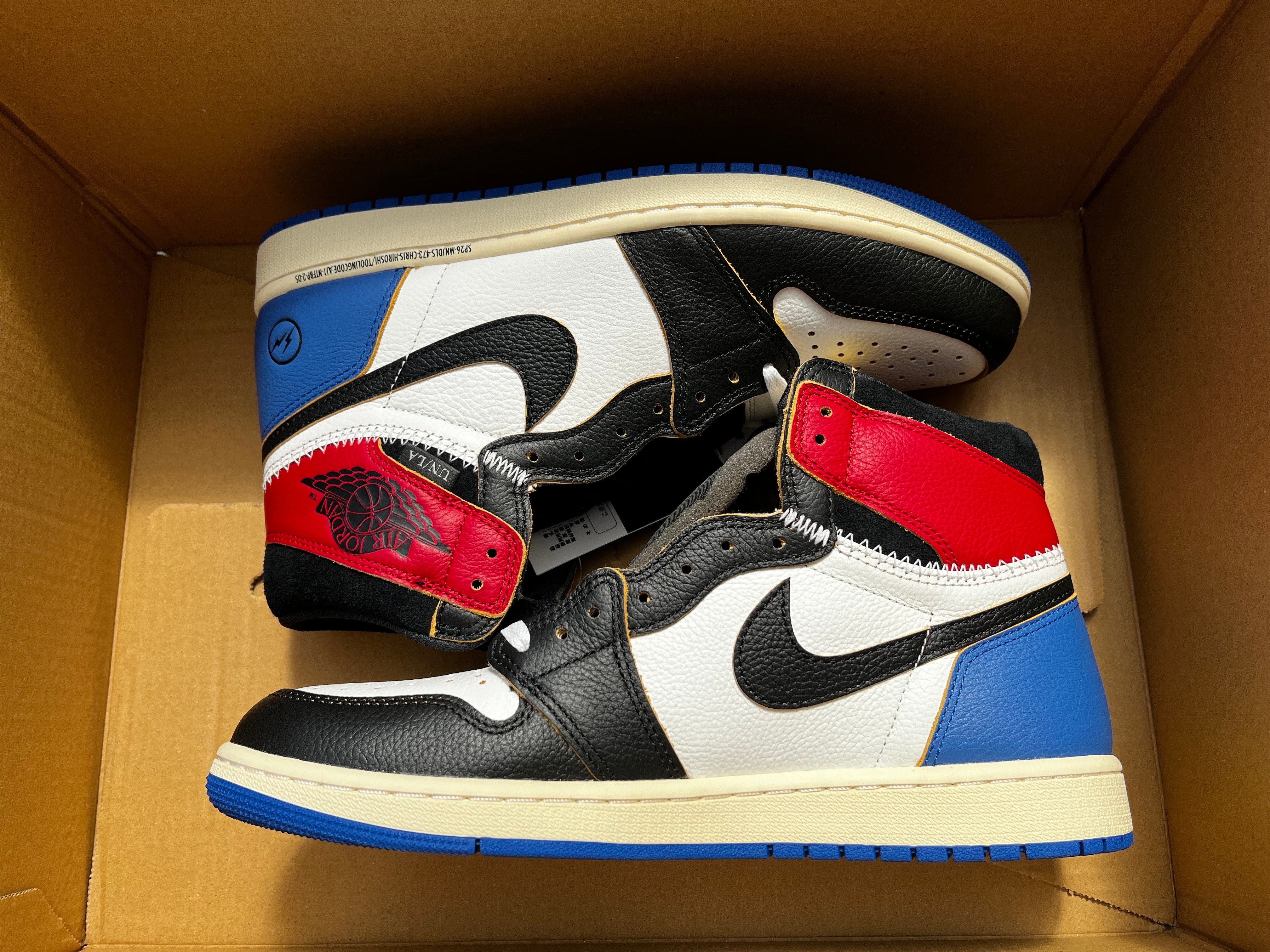 fragment design × UNION × Nike Air Jordan 1 High OG "Black/Varsity Red"