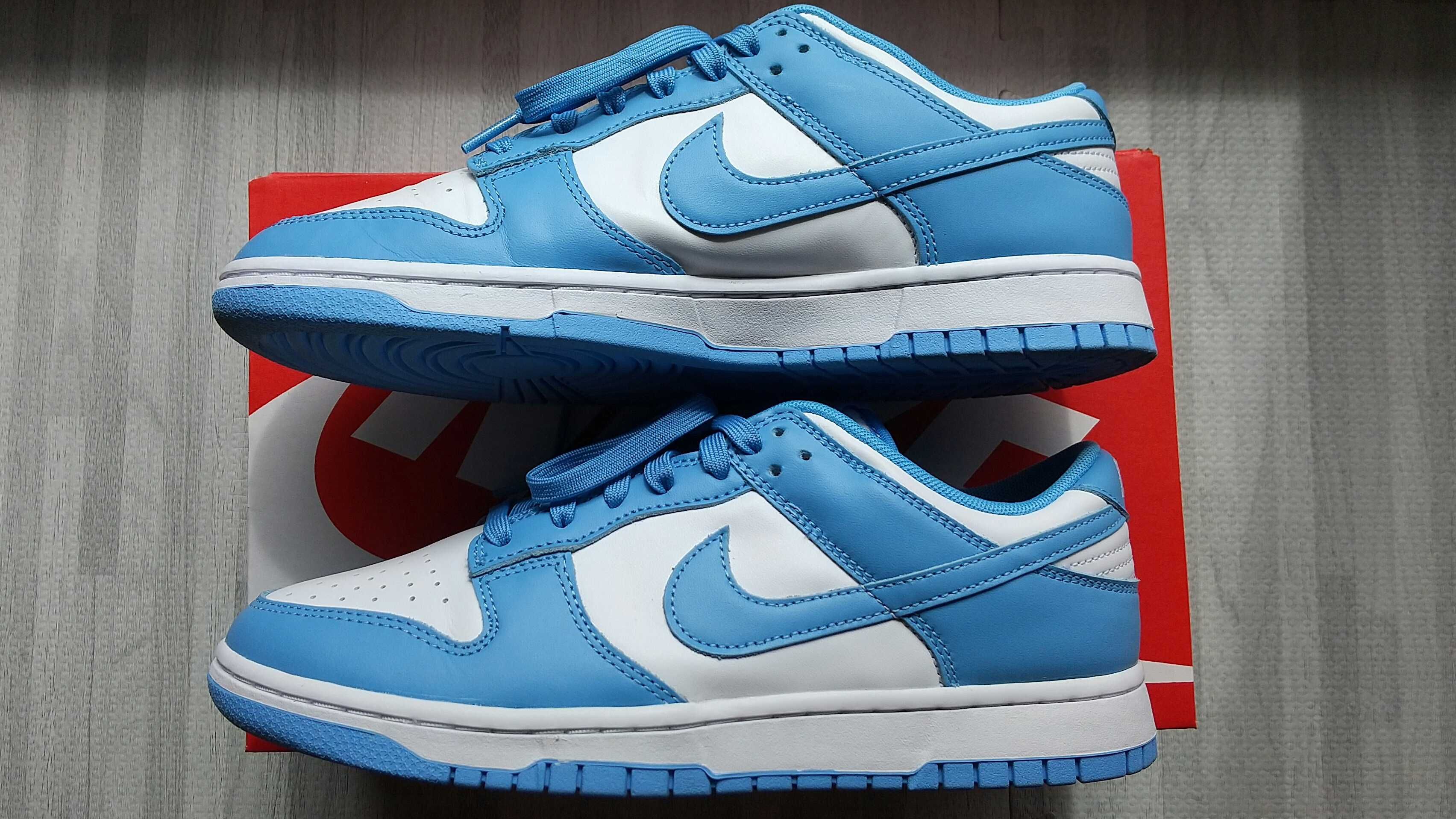 Nike Dunk Low "University Blue"