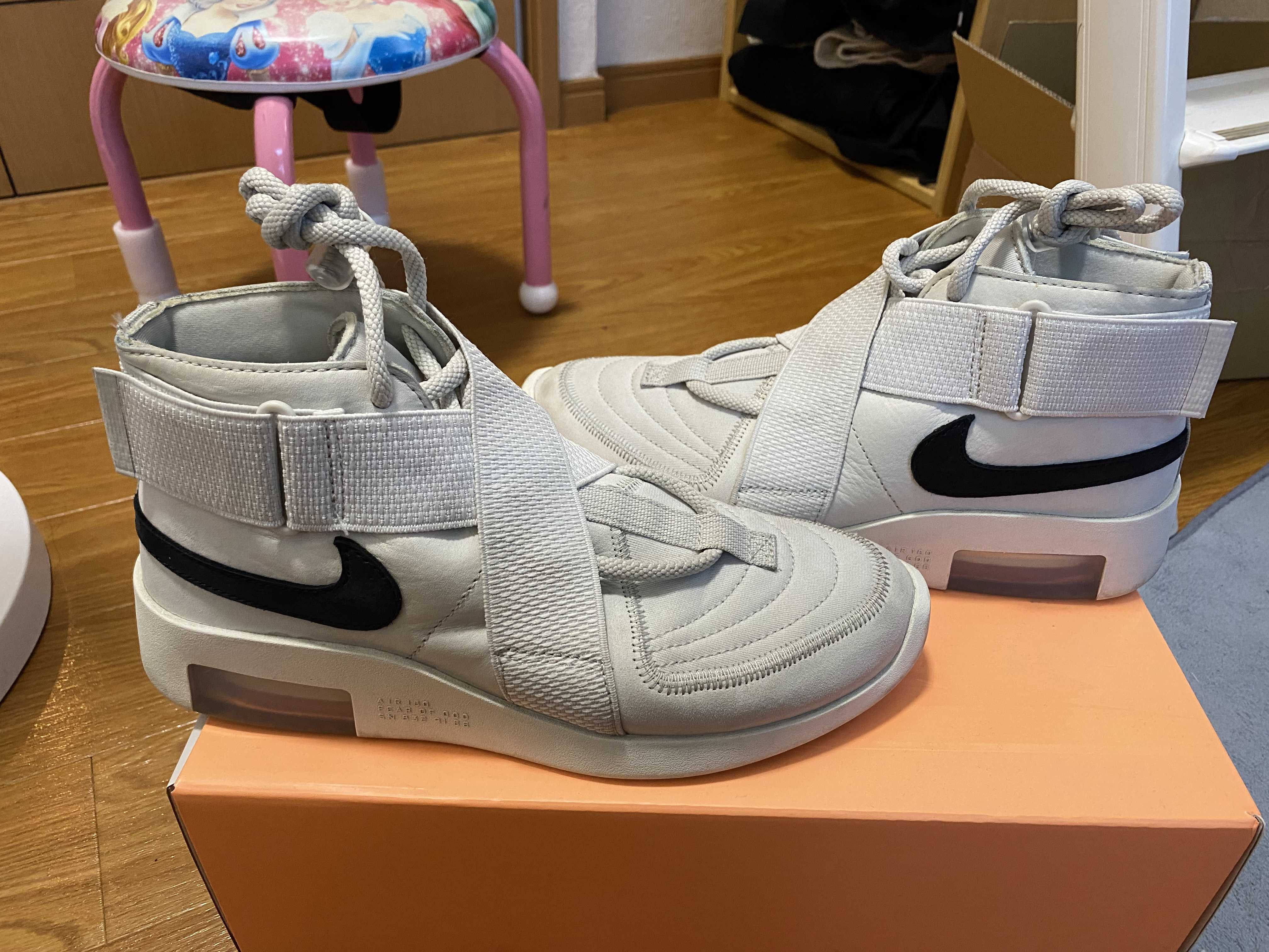 Fear Of God × Nike Air  Raid "Light Bone"