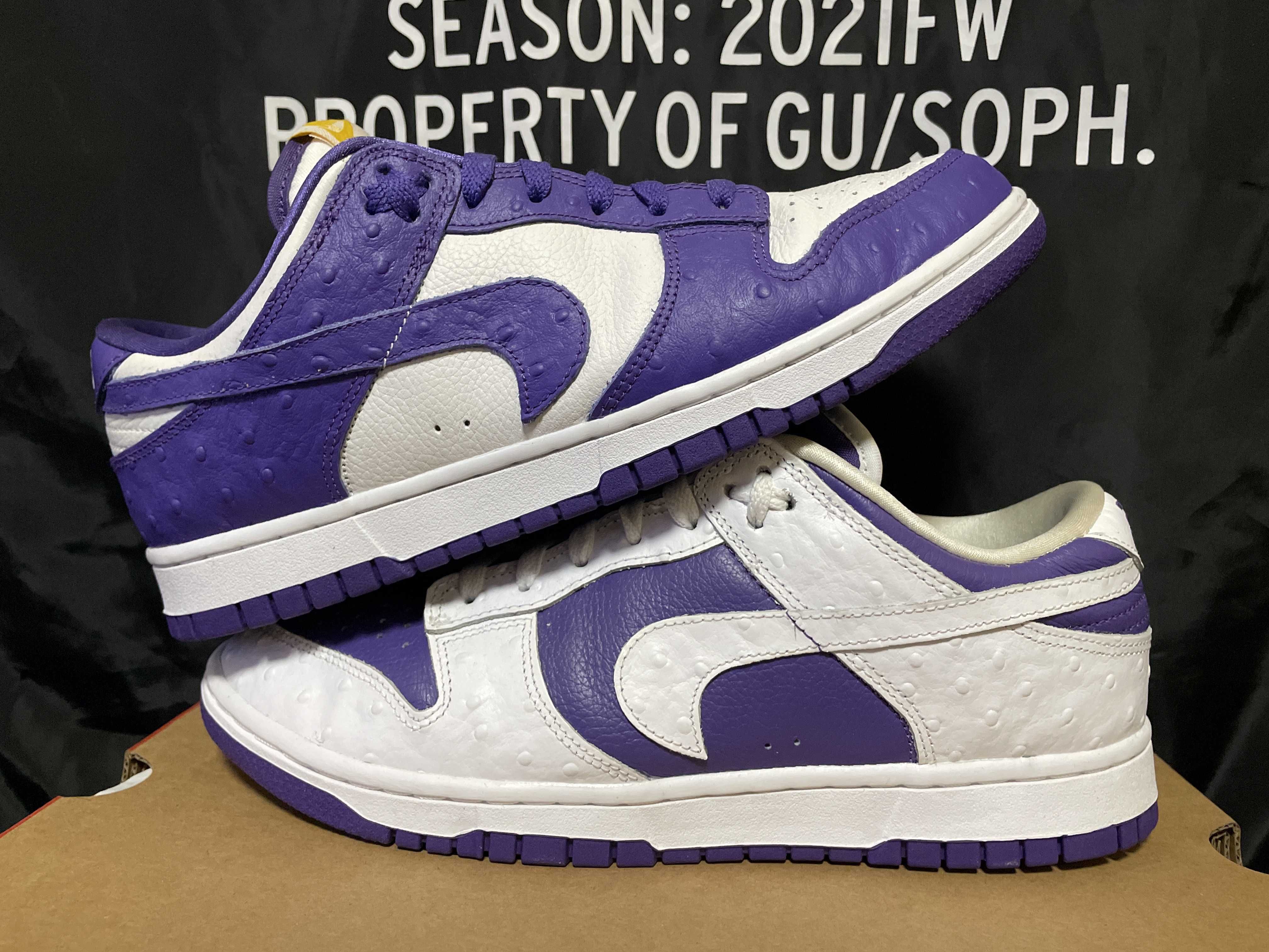 Nike Women's Dunk Low "Made You Look"