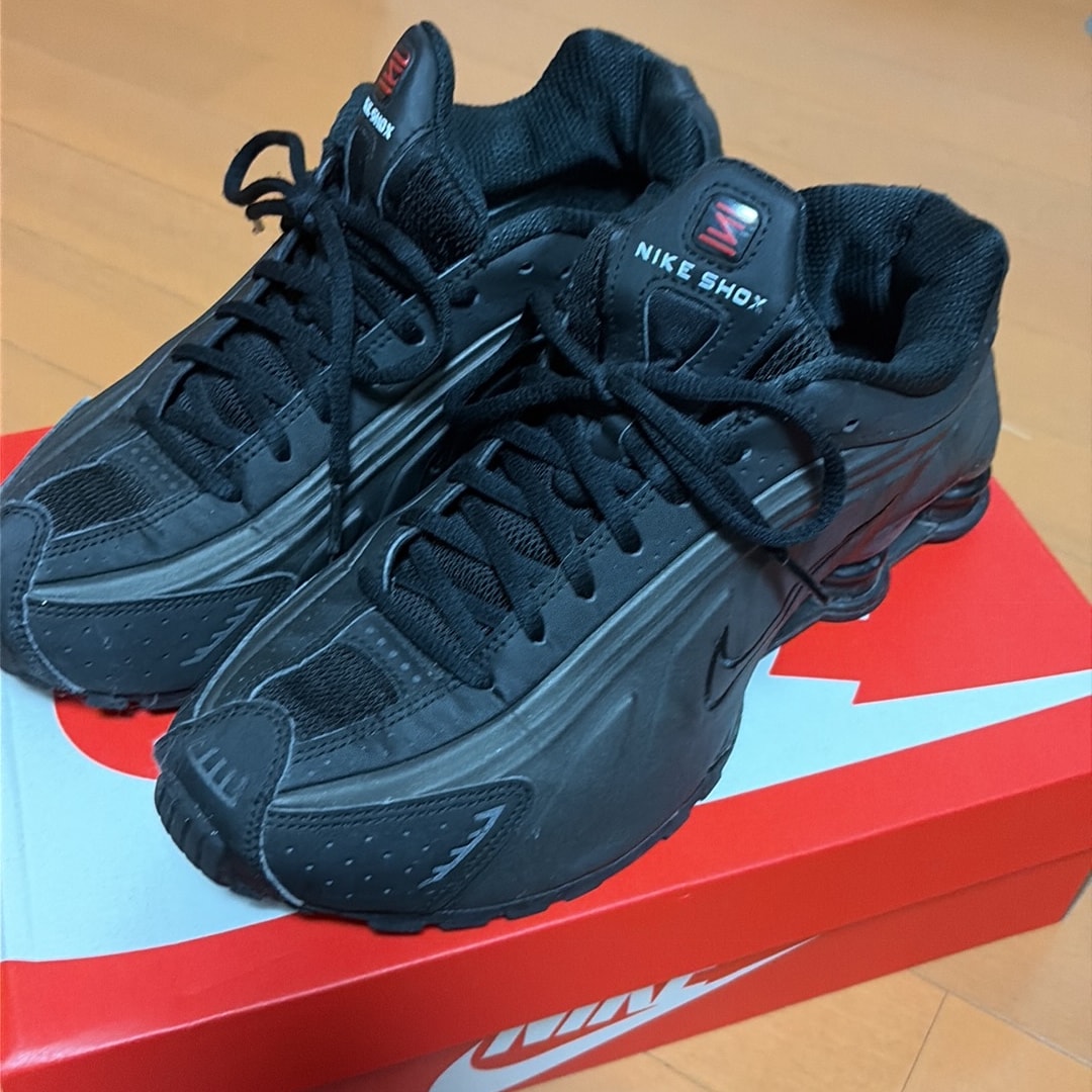 Nike Women's Shox R4 "Black"