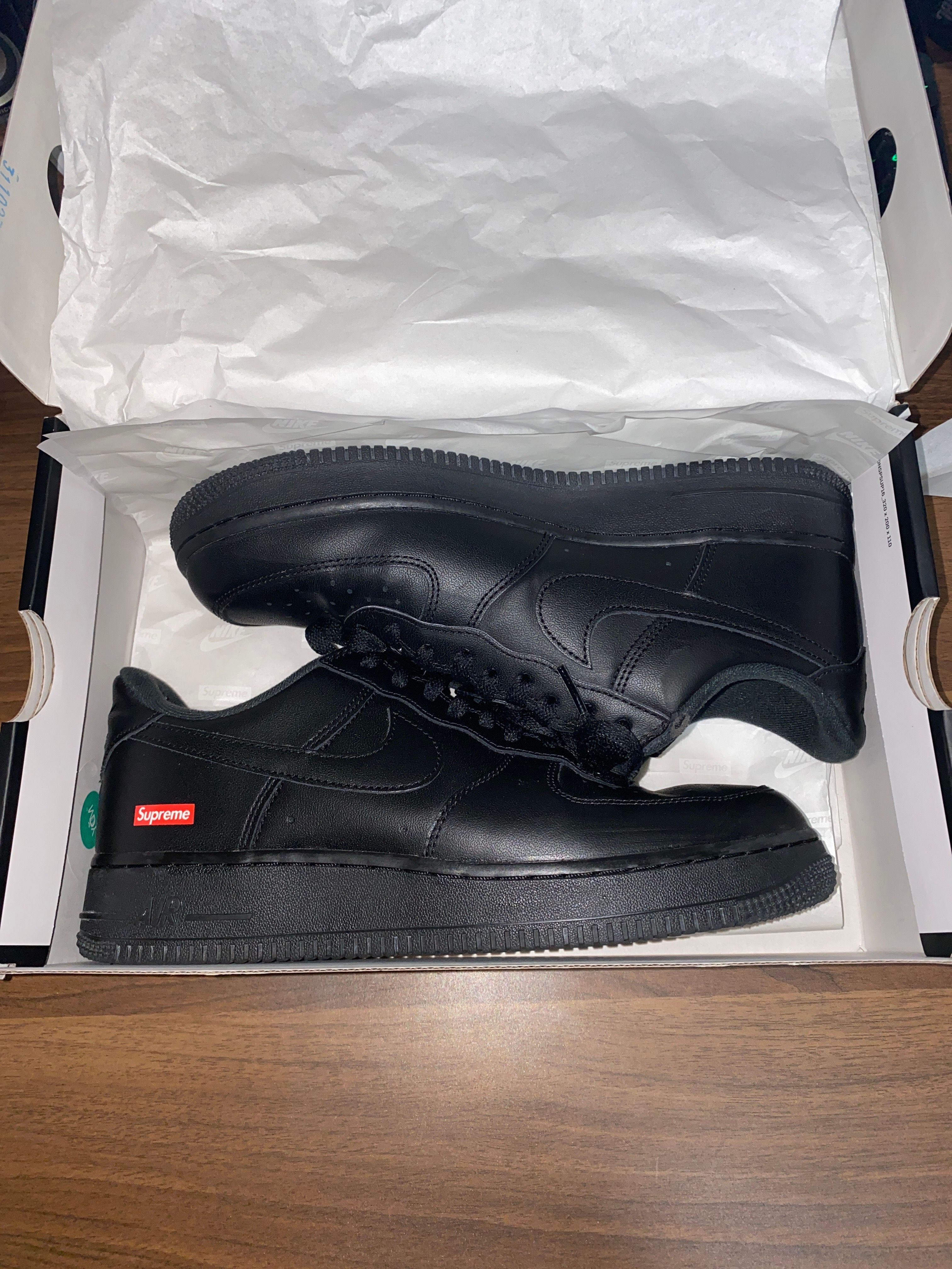 Supreme × Nike Air Force 1 Low "Black"