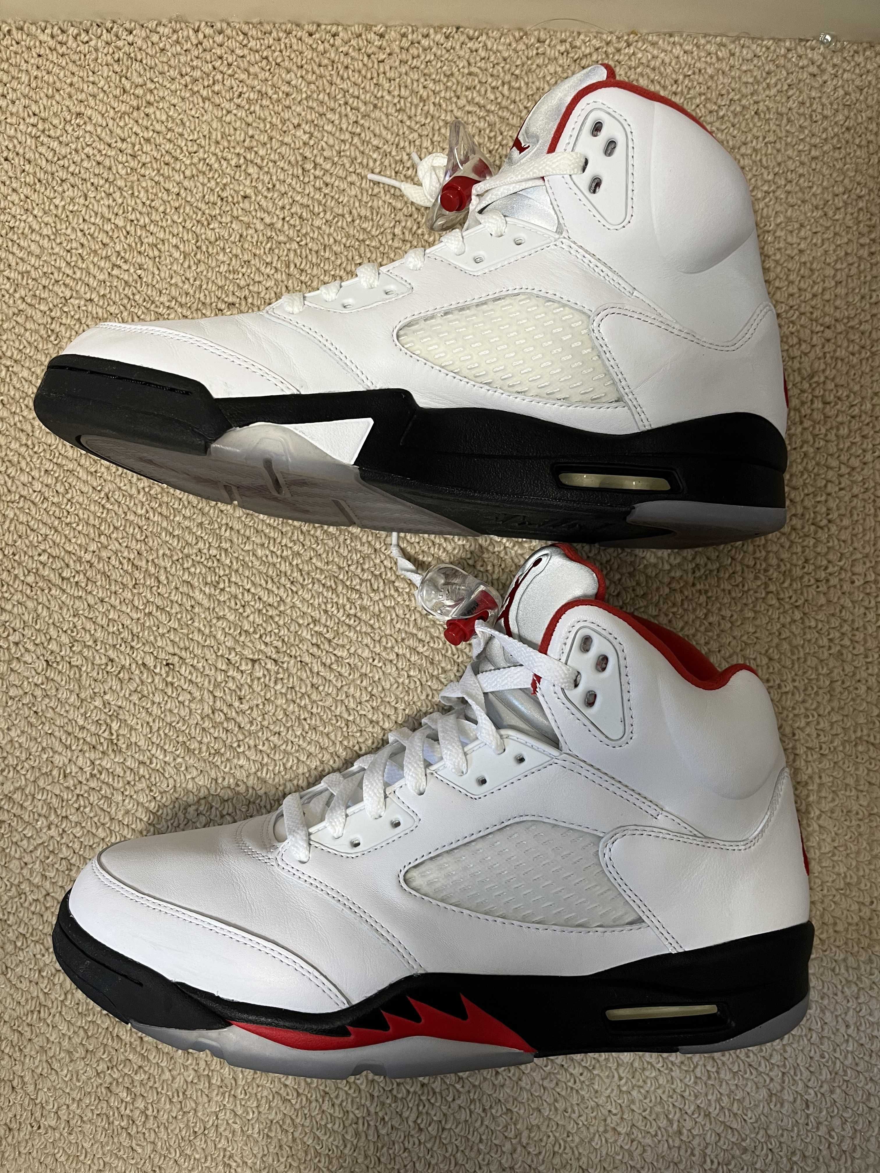 Nike Air Jordan 5 Retro "Fire Red" (2020)
