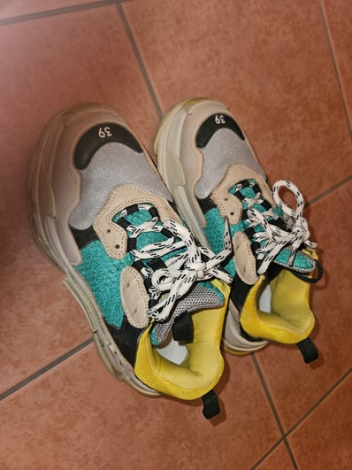 BALENCIAGA Triple S "Beige/Green/Yellow"