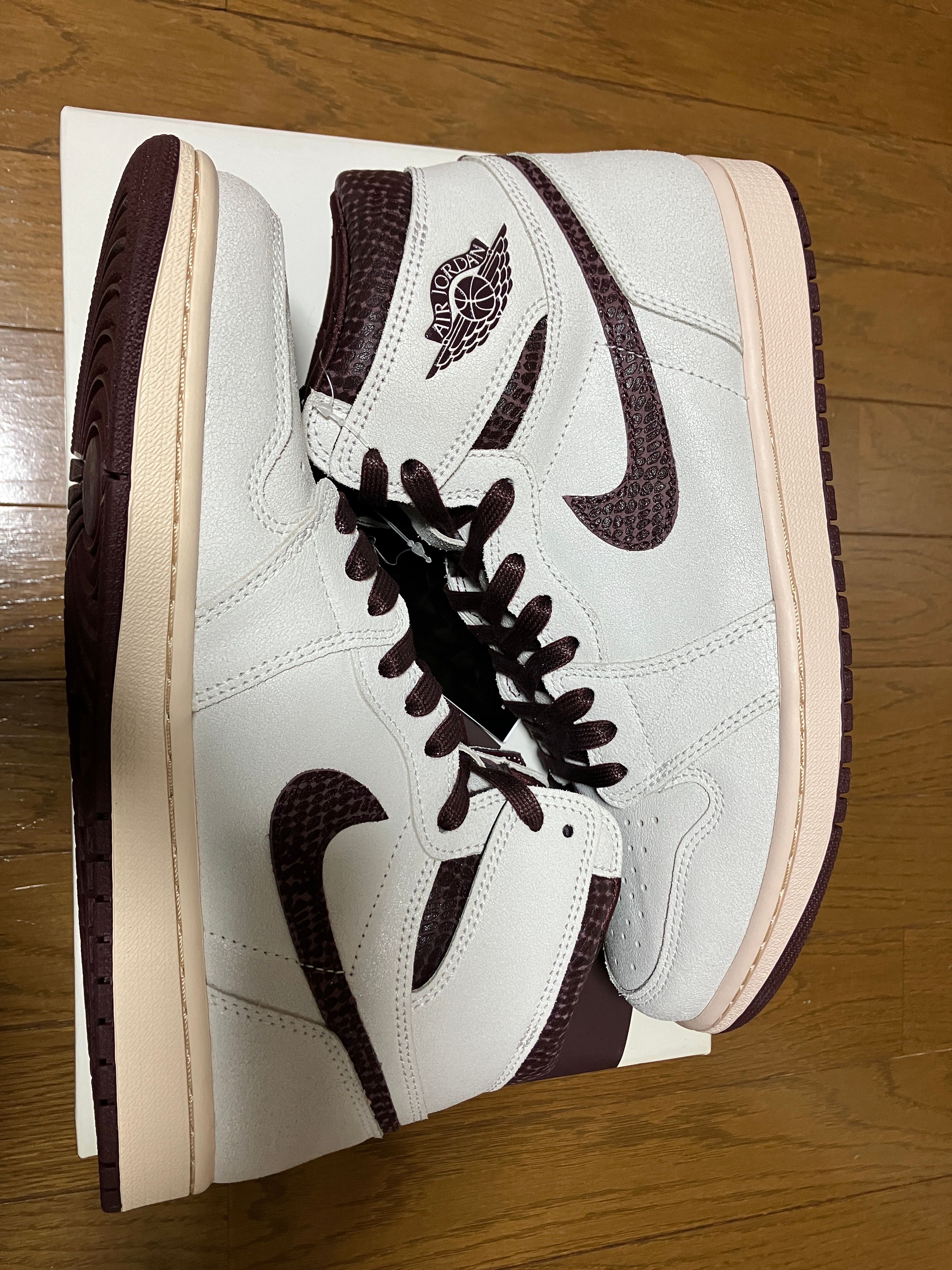 A Ma Maniere × Nike Air Jordan 1 Retro High OG "Sail and Burgundy"