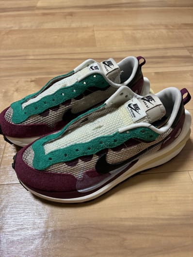 sacai × Nike Vapor Waffle "String/Red/Green"