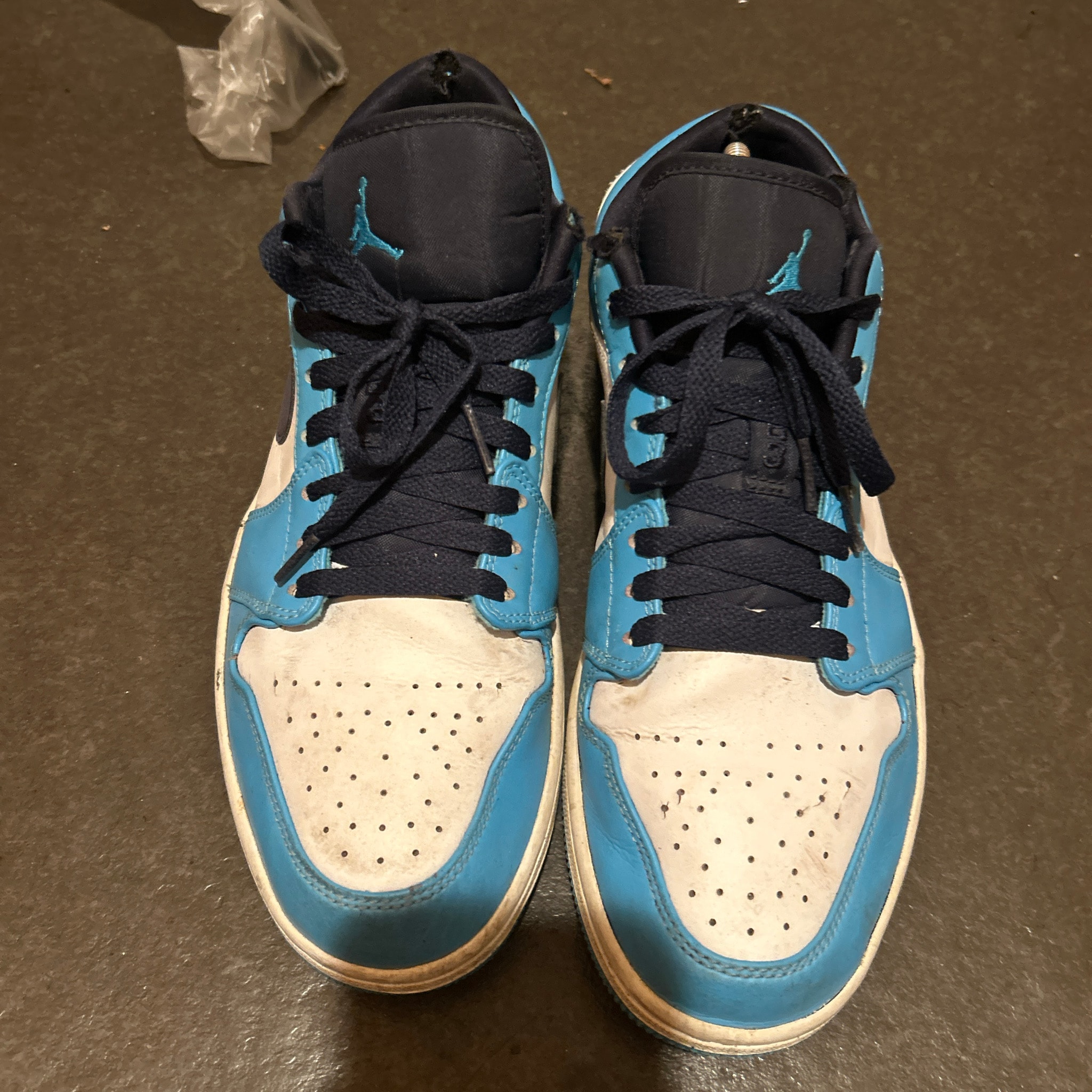 Nike Air Jordan 1 Low "University Blue"