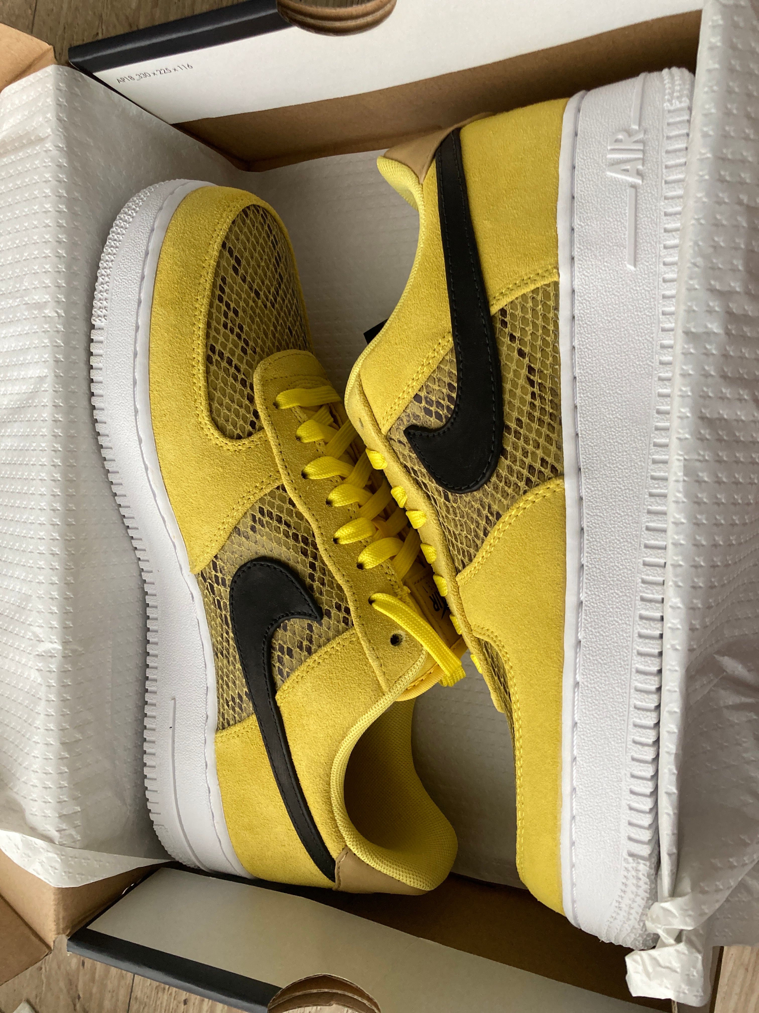 Nike Air Force 1 Low '07 "Snakeskin Yellow"