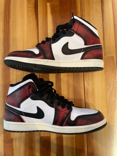 Nike Air Jordan 1 Mid "Wear Away"