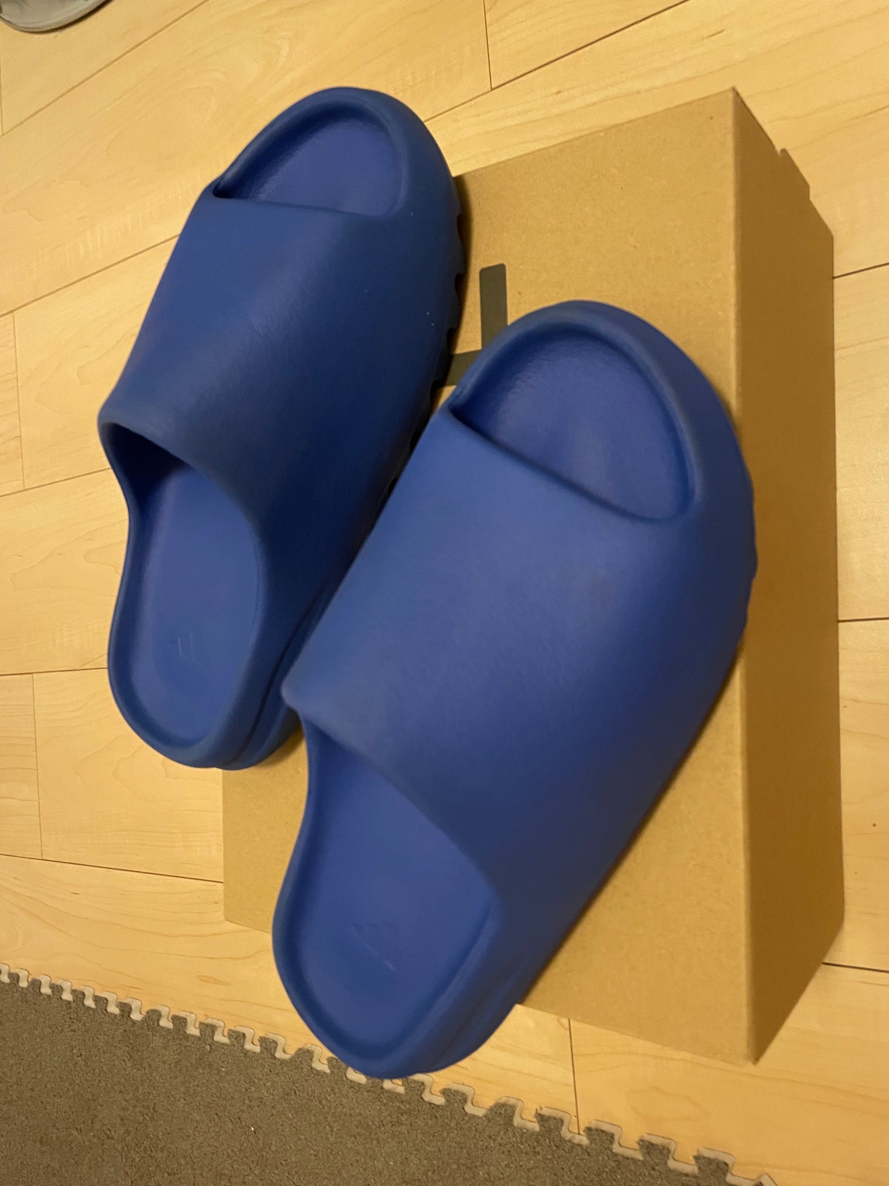 adidas YEEZY Slide "Azure"