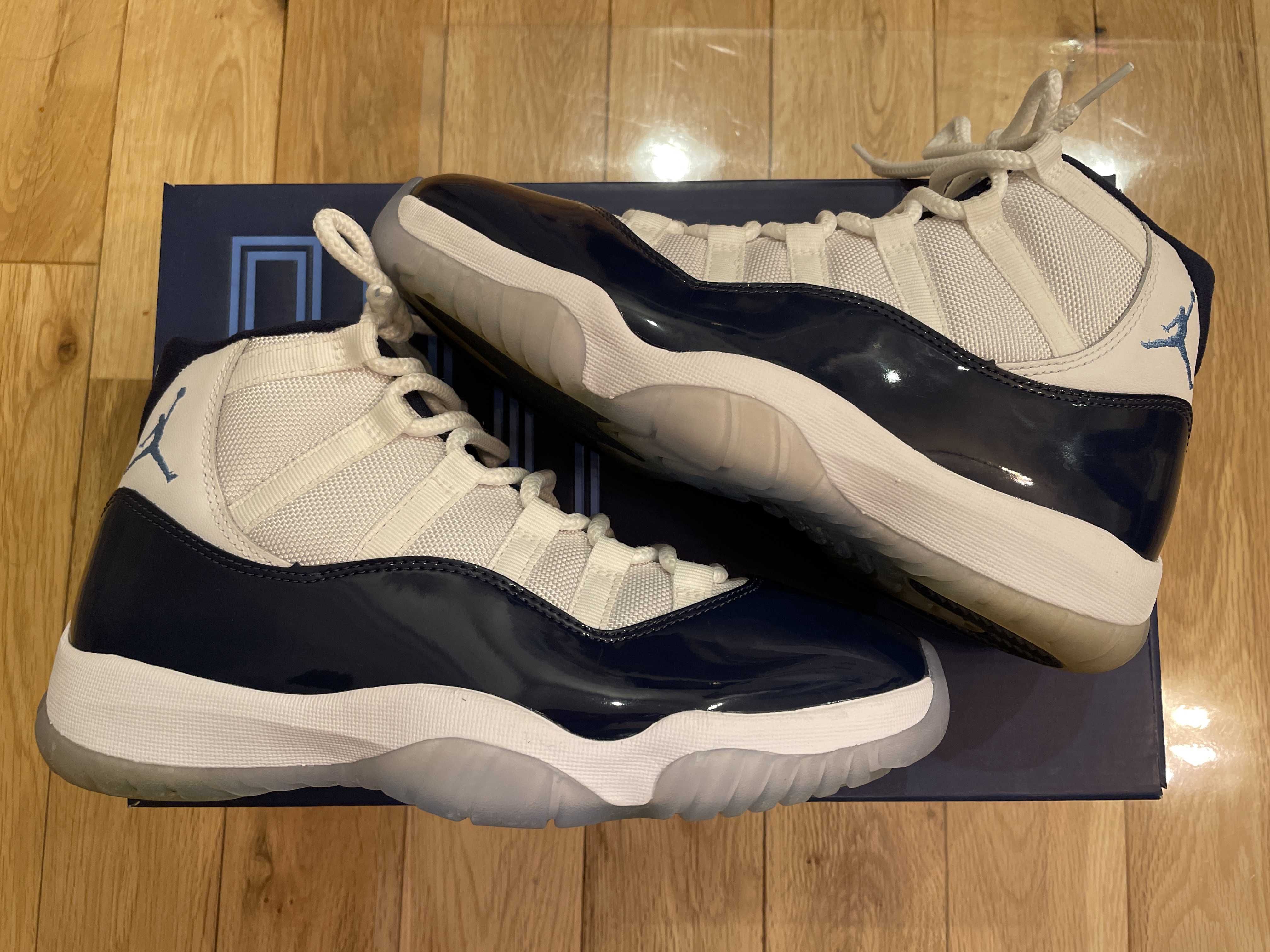 Nike Air Jordan 11 Retro "UNC Win Like 82"