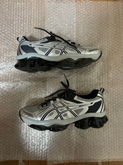 Asics Gel-Quantum Kinetic "Mid Grey/Pure Silver"