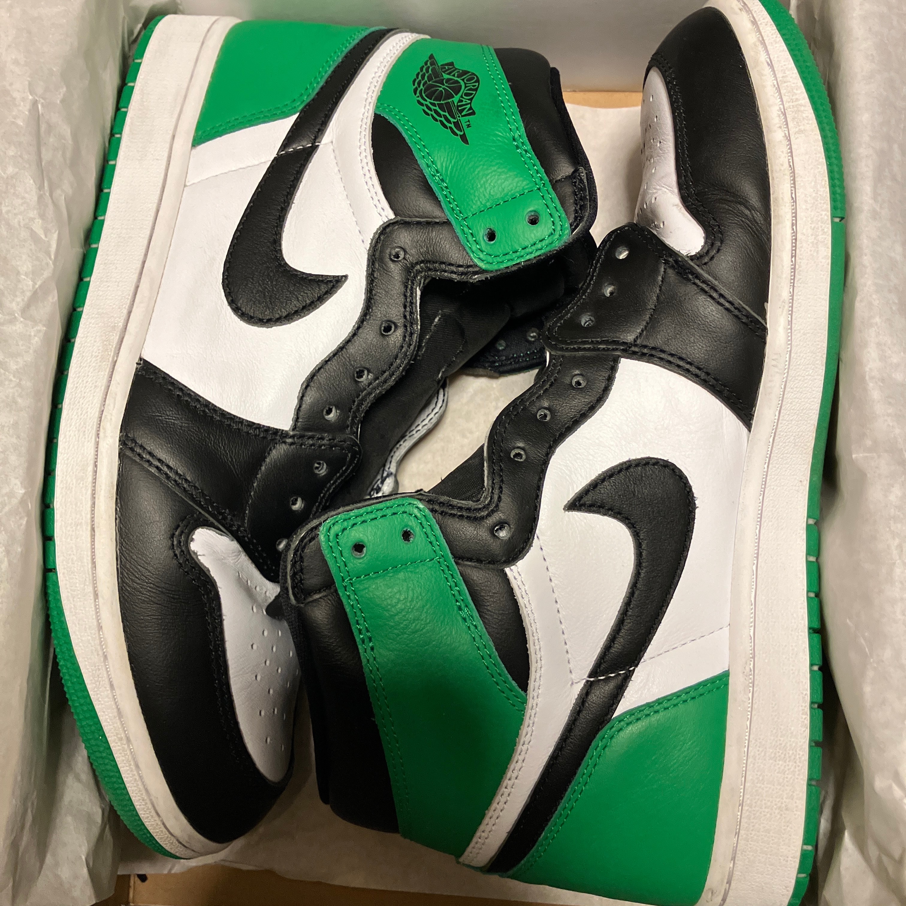 Nike Air Jordan 1 Retro High OG "Celtics/Black and Lucky Green" (2023)