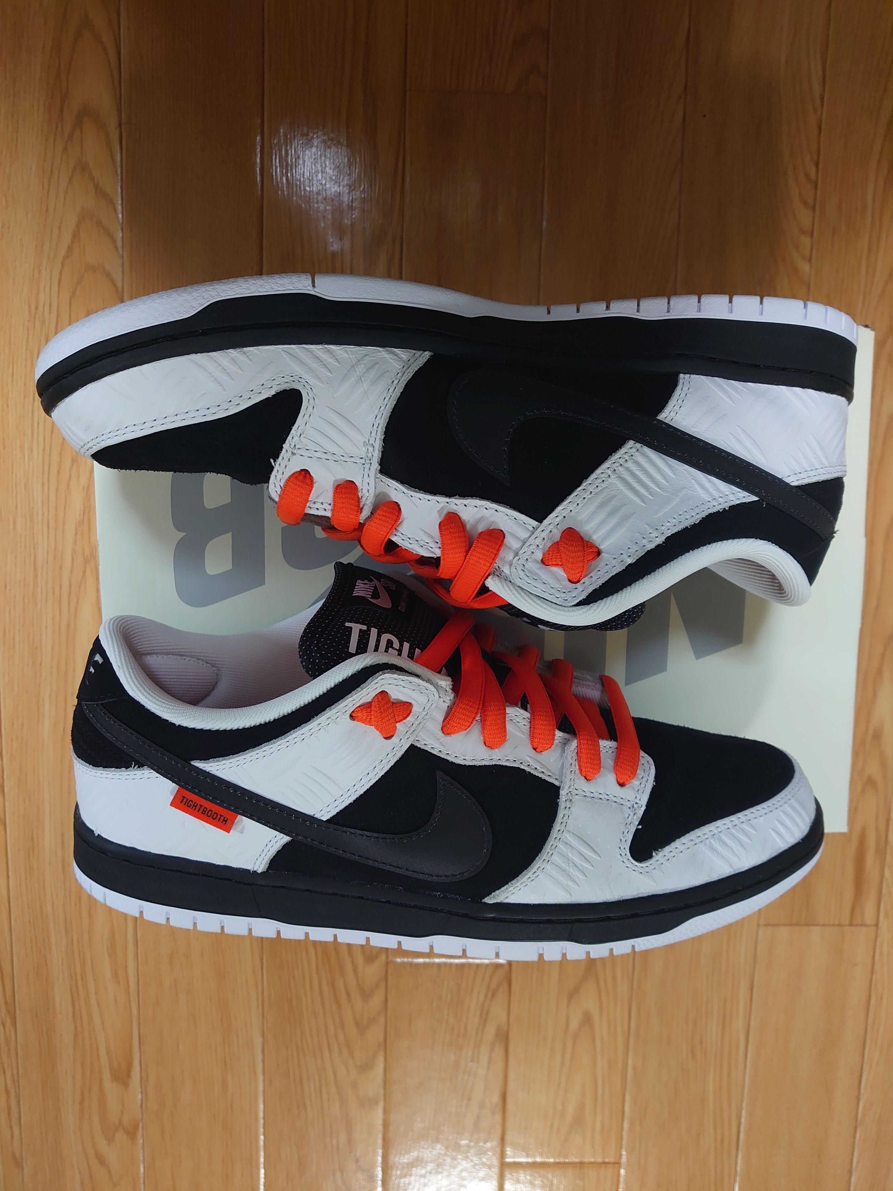 TIGHTBOOTH × Nike SB Dunk Low Pro QS "Black and White"