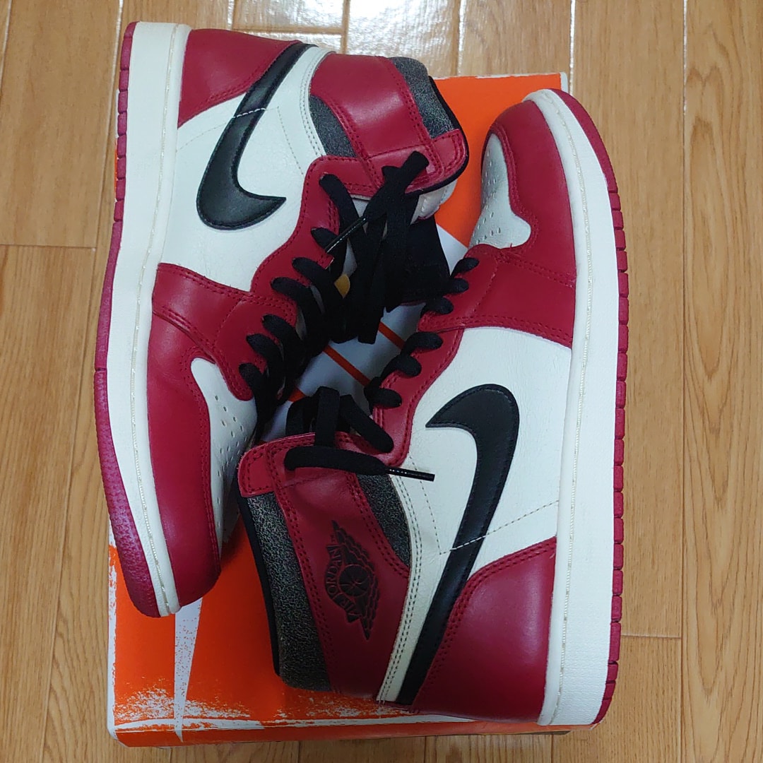 Nike Air Jordan 1 High OG "Lost & Found/Chicago"