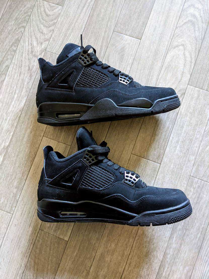 Nike Air Jordan 4 "Black Cat"