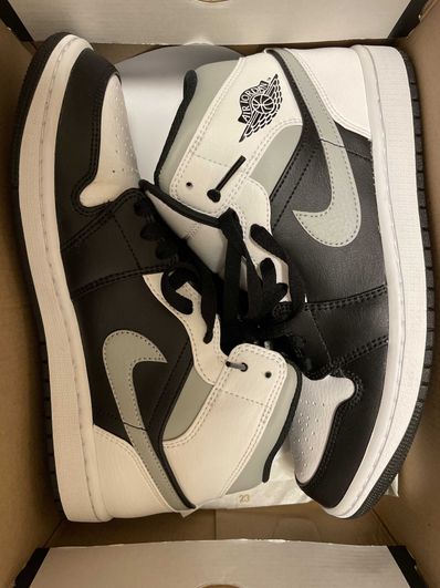 NIKE AIR JORDAN 1 MID "WHITE SHADOW"