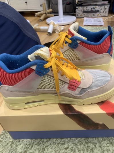 UNION × Nike Air Jordan 4 SP "Guava Ice/Light Fusion Red"