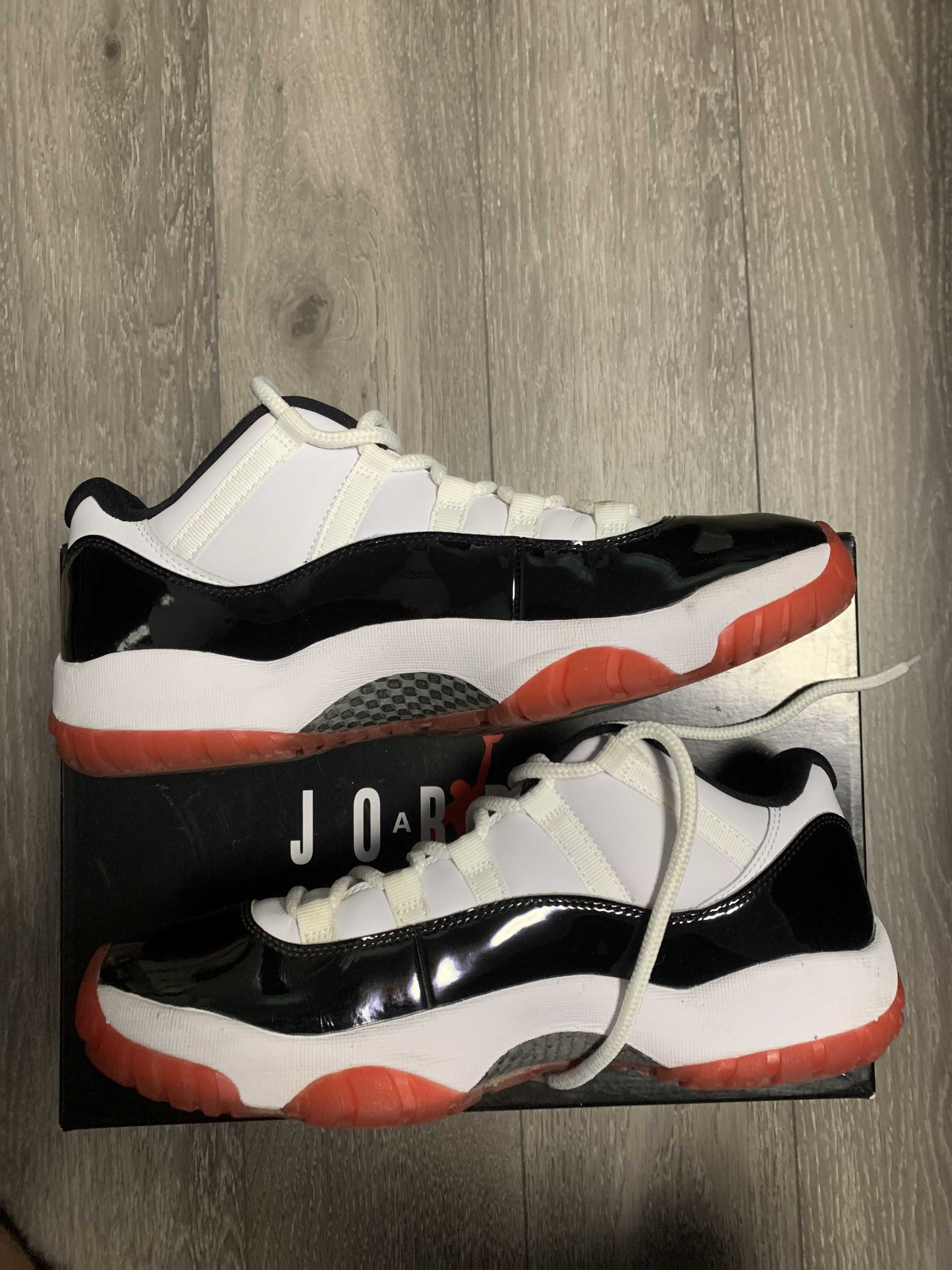 Nike Air Jordan 11 Low "Gym Red"