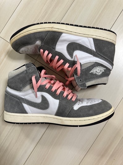 Nike Air Jordan 1 Retro High OG "Black and Smoke Grey"
