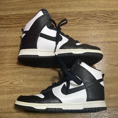 Nike Dunk High "Black and White"