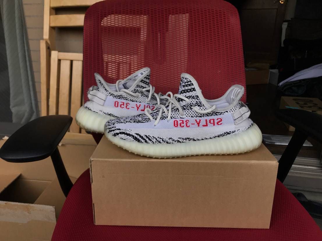 adidas YEEZY Boost 350 V2 "Zebra"