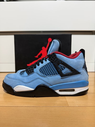 Travis Scott × Nike Air Jordan 4 Retro Cactus Jack "University Blue"