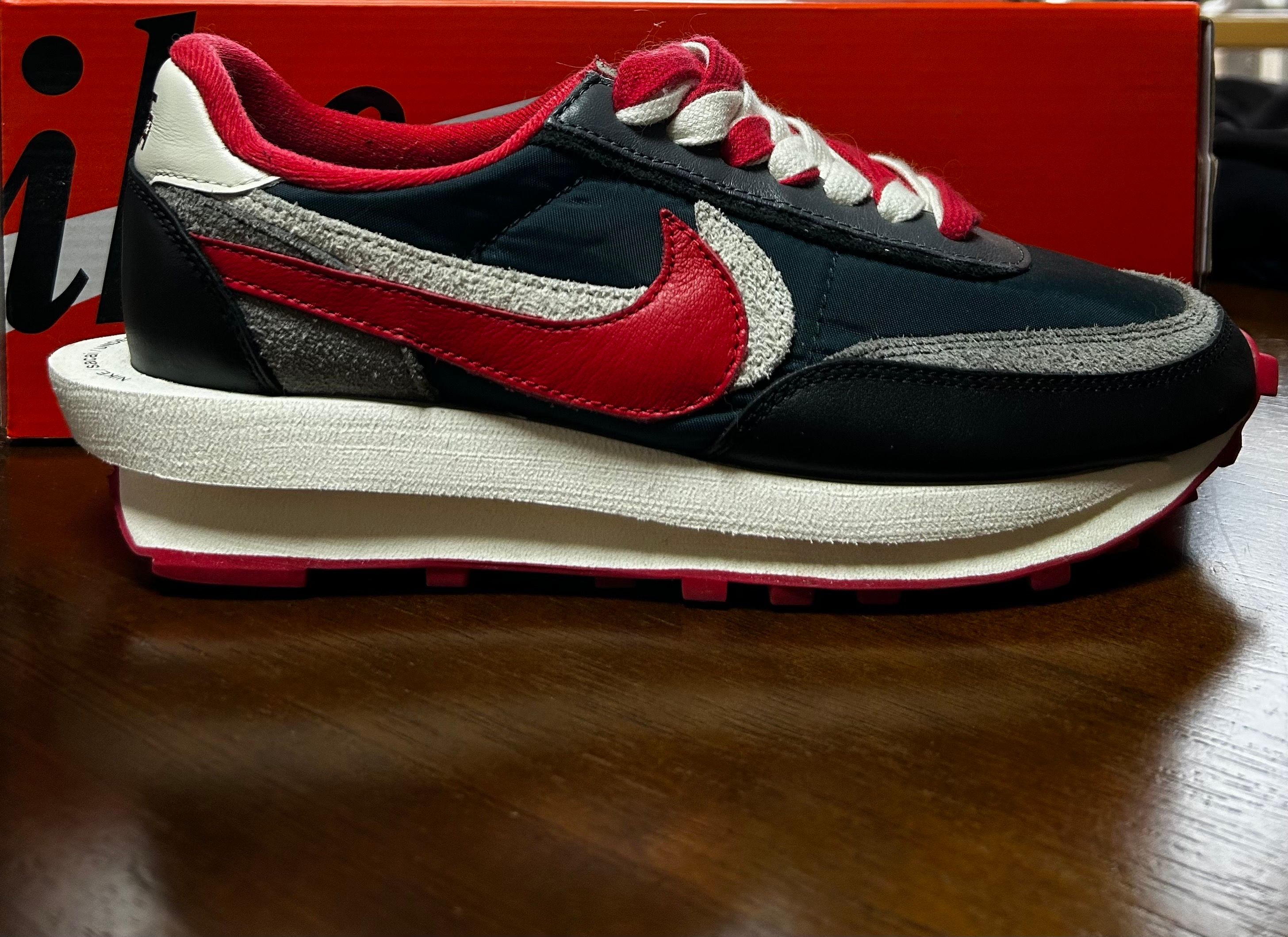 UNDERCOVER × sacai × Nike LD Waffle "Midnight Spruce/Pale Ivory-Dark Grey-University Red"