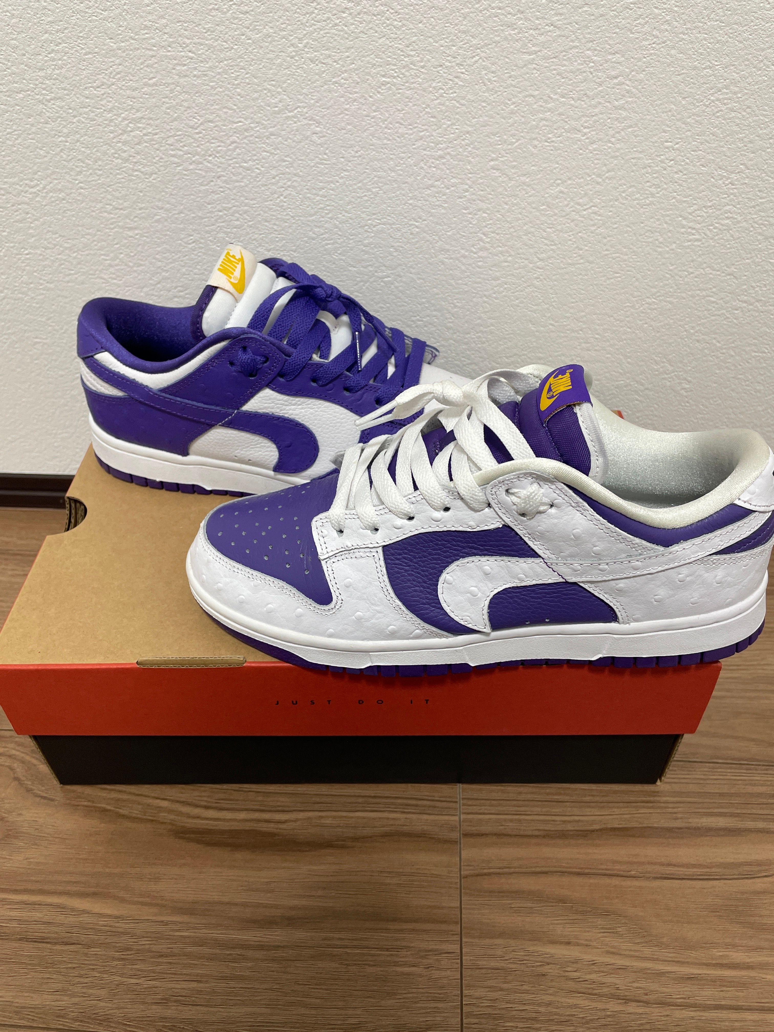 Nike Women's Dunk Low "Made You Look"