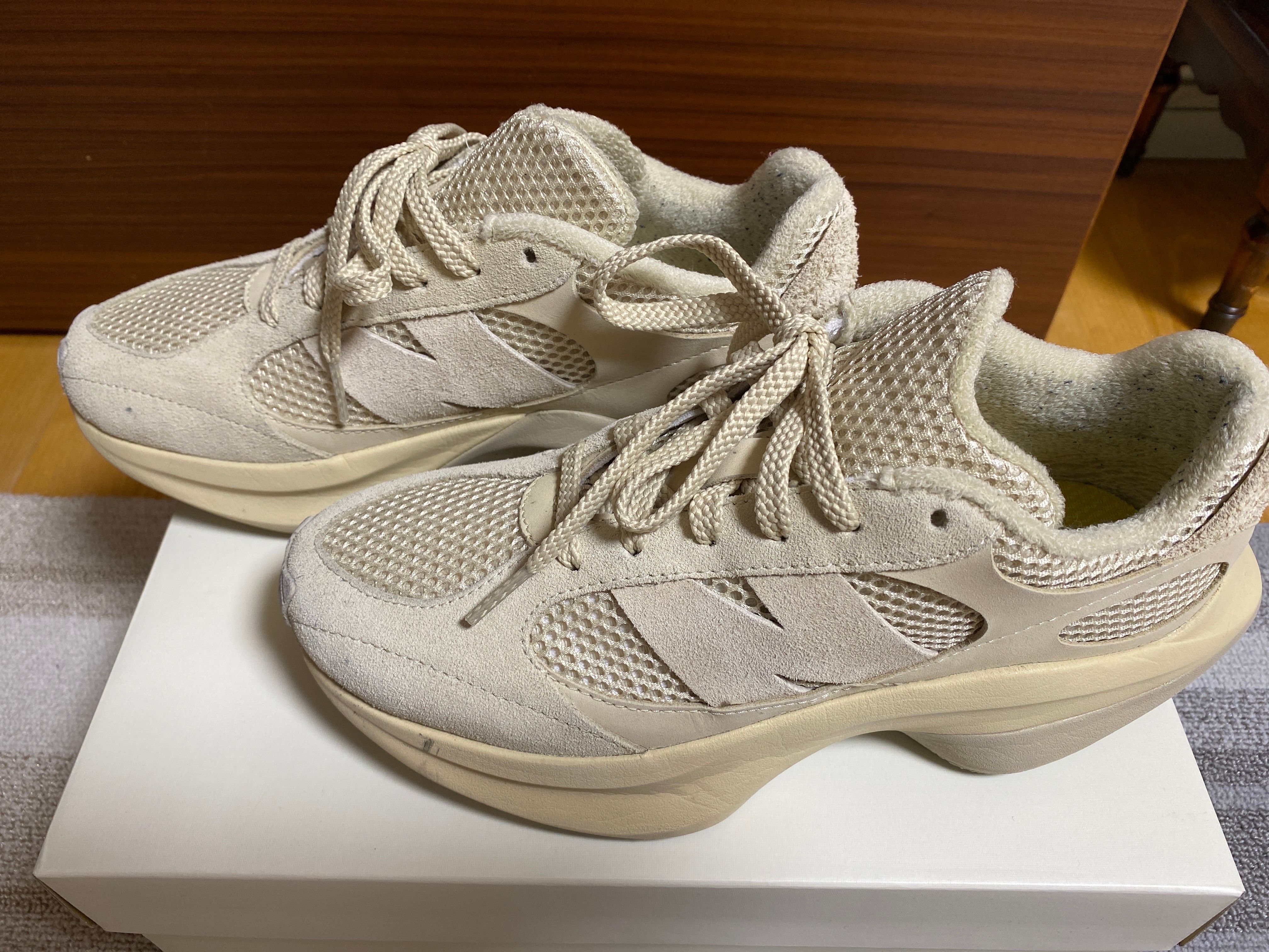 AURALEE × New Balance Warped Runner "Light Green Beige"