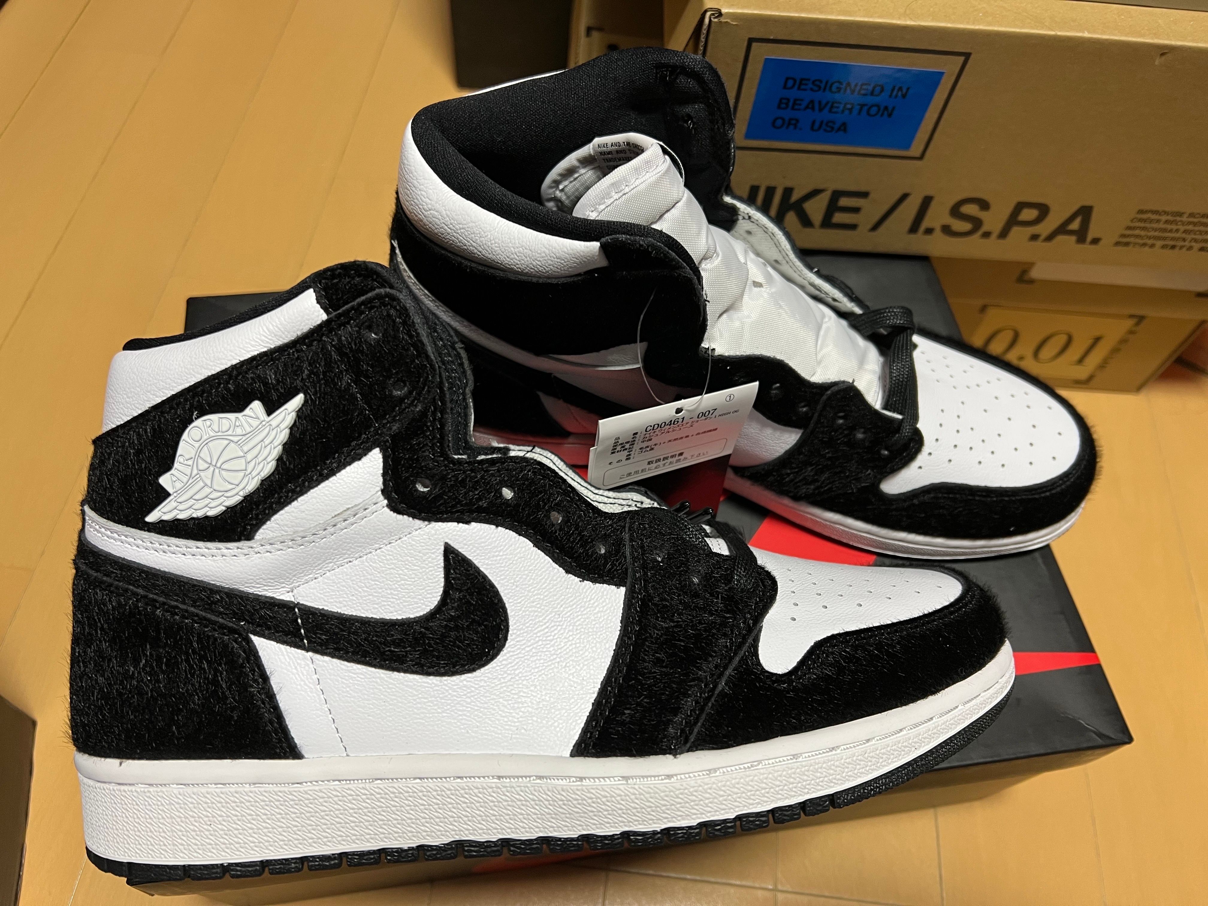 Nike Women's Air Jordan 1 Retro High OG "Black/White"