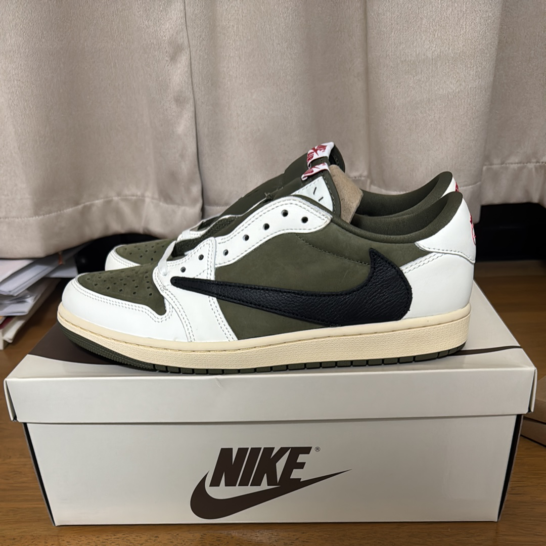 Travis Scott × Nike Air Jordan 1 Low OG SP "Reverse Olive"