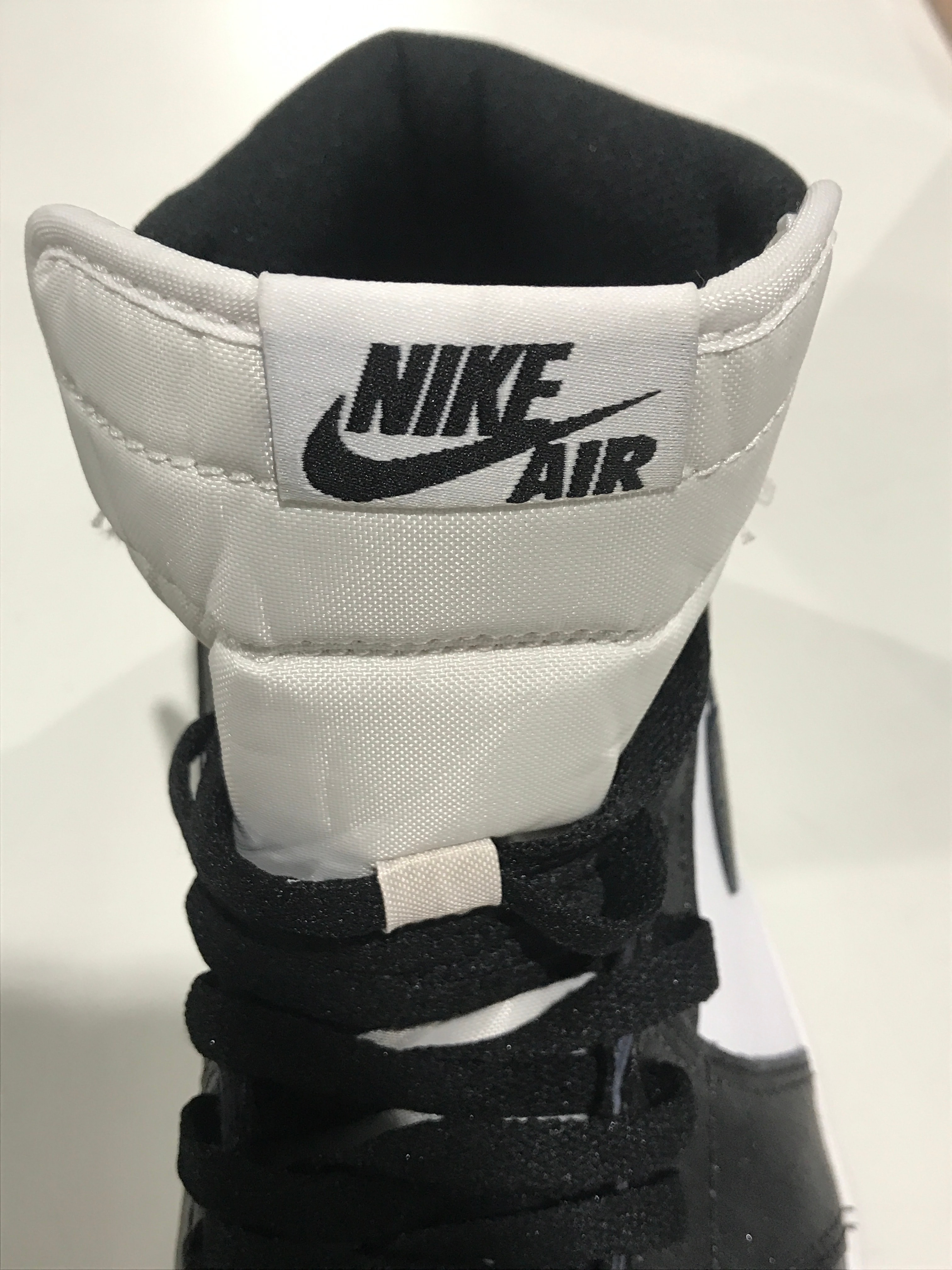 Nike Air Jordan 1 Retro High OG "Black/White" (2014)