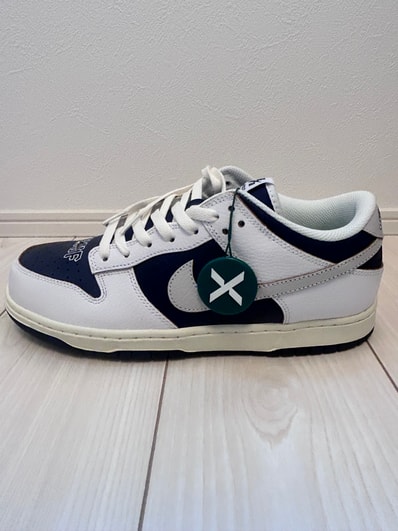 HUF × Nike SB Dunk Low "New York"