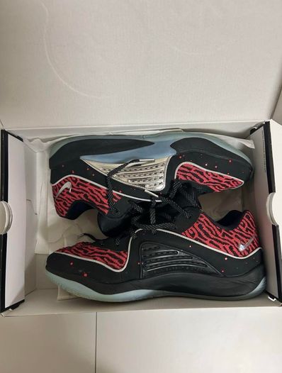 Nike KD 16 "Black/Bright Crimson/Thunder Blue/Metallic Silver" (DV2917-004/DV2916-004)