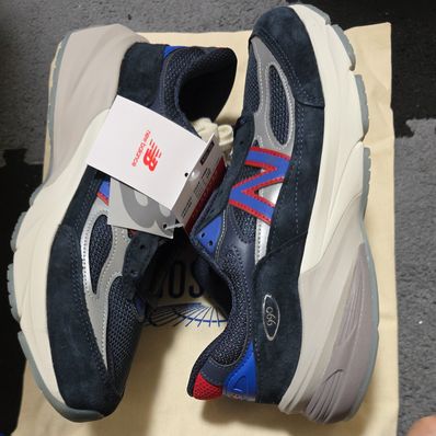 KITH × New Balance 990V6 Madison Square Garden "Navy"