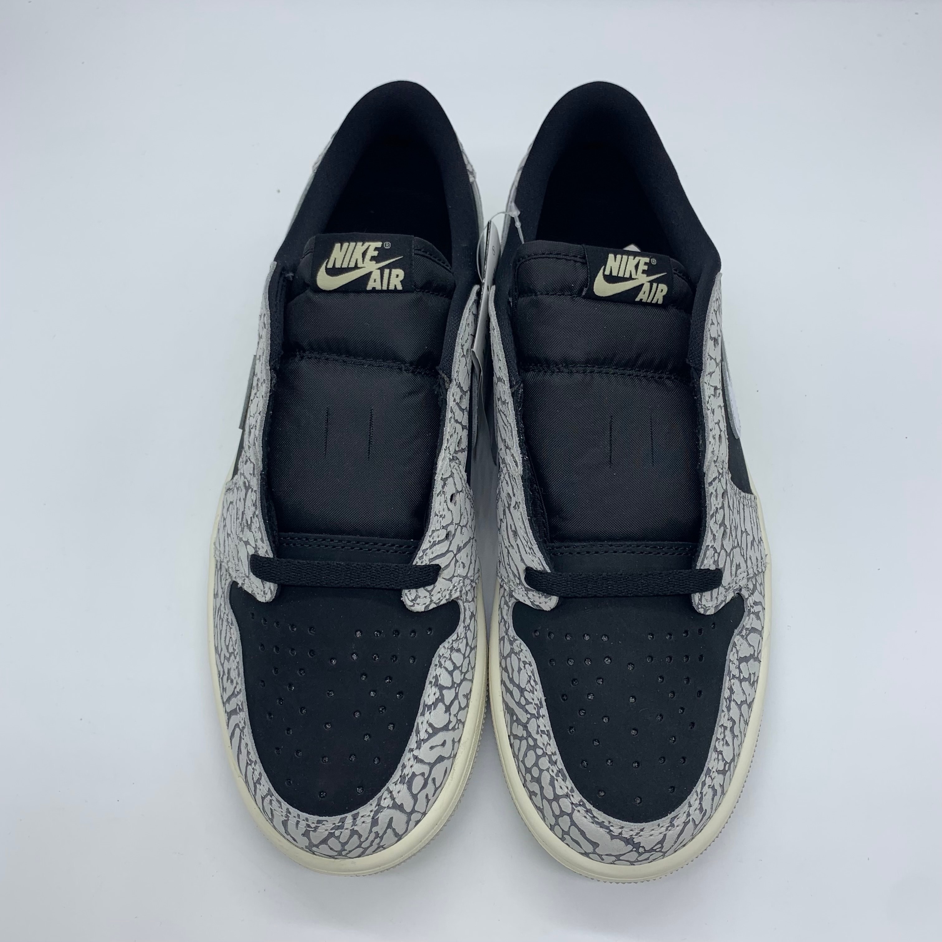 ナイキ エアジョーダン1 レトロ ロー OG "ブラックセメント"