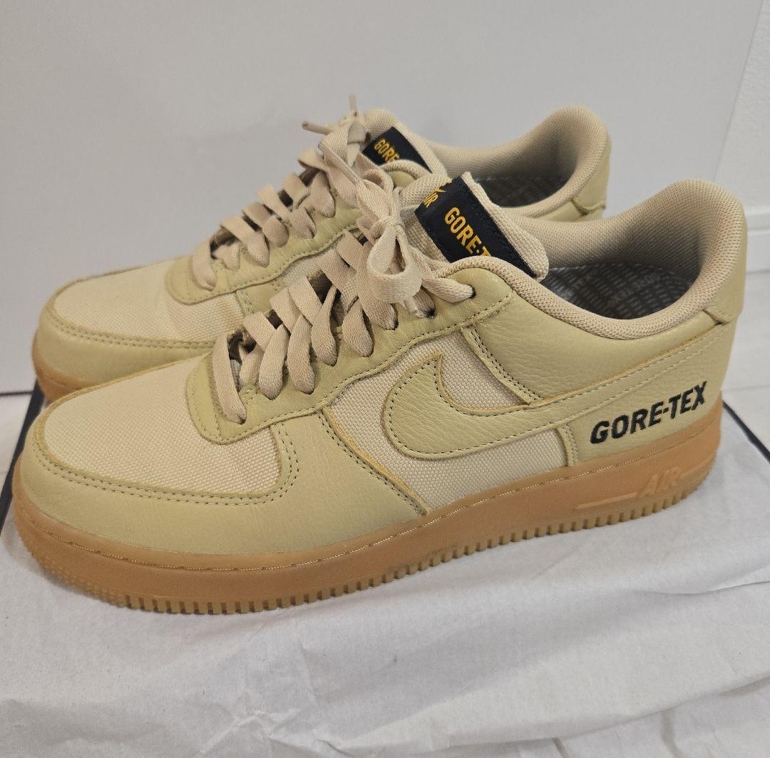 ナイキ エアフォース1 ロー ゴアテックス "チーム ゴールド"