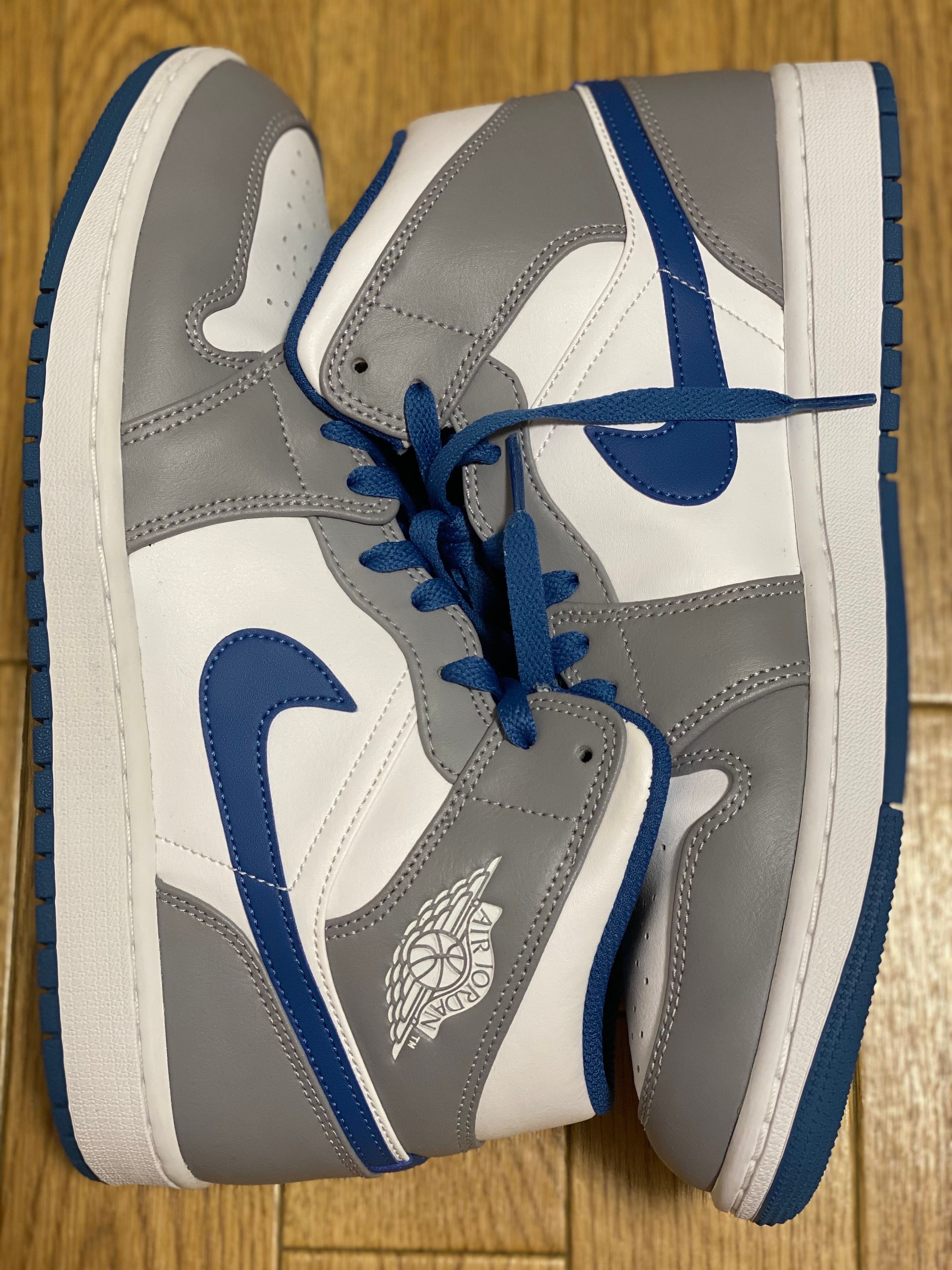 Nike Air Jordan 1 Mid "True Blue"