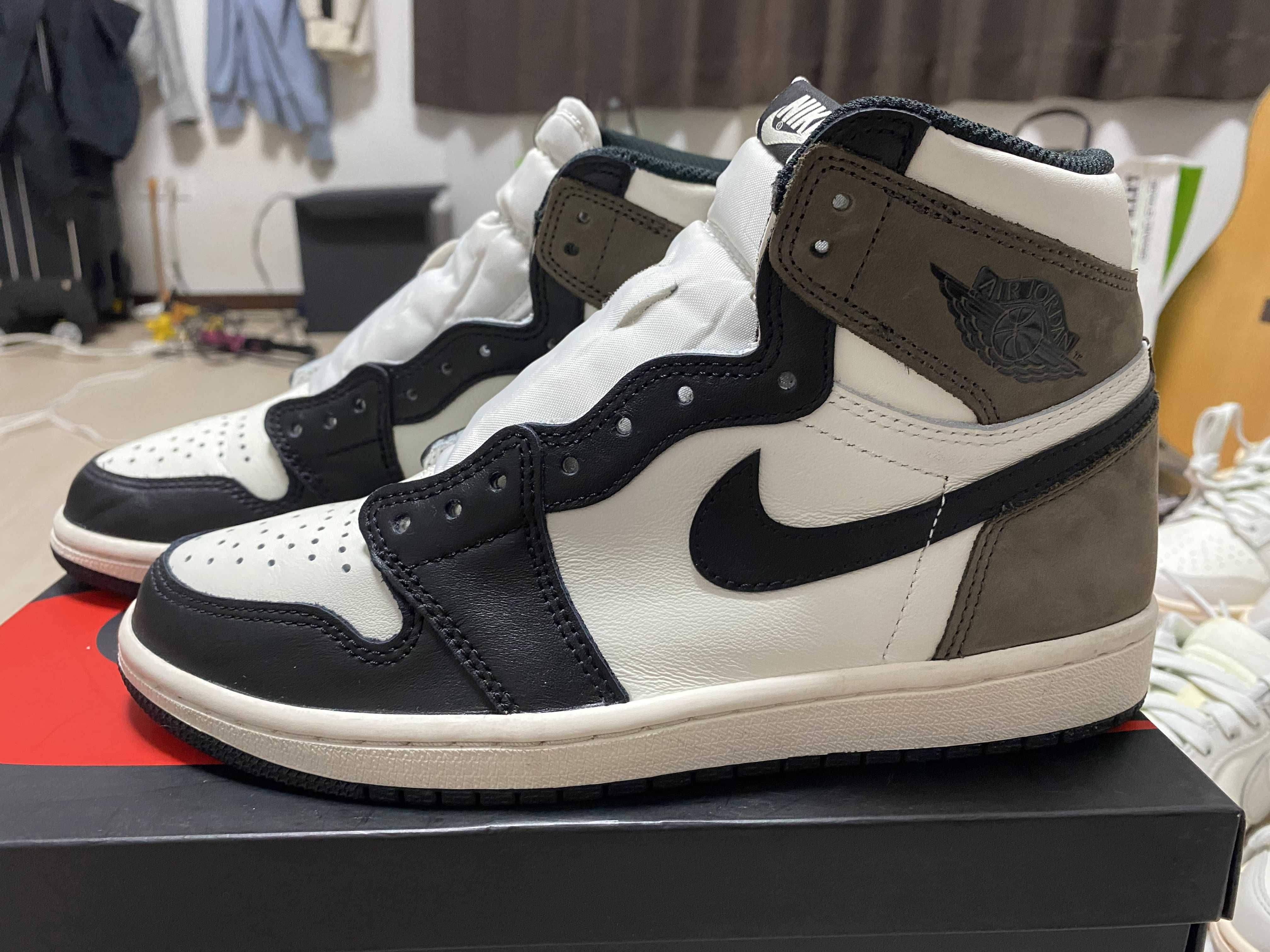 Nike Air Jordan 1 High OG "Sail/Dark Mocha/Black"