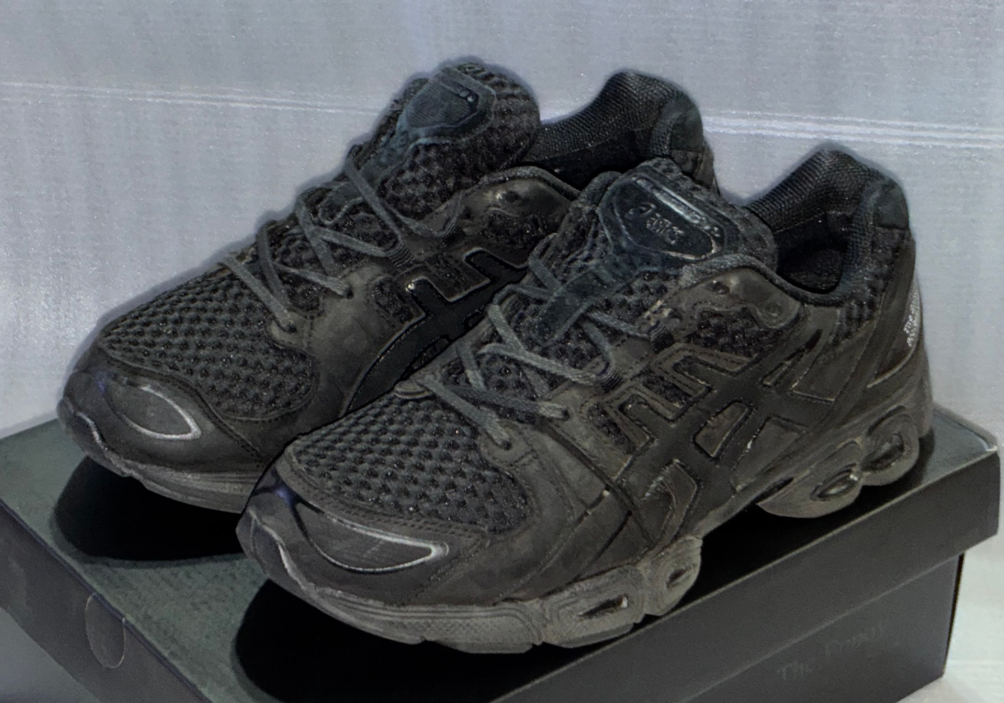 ENNOY × Stylistshibutsu × Asics Gel-Nimbus 9 GORE-TEX "Triple Black"
