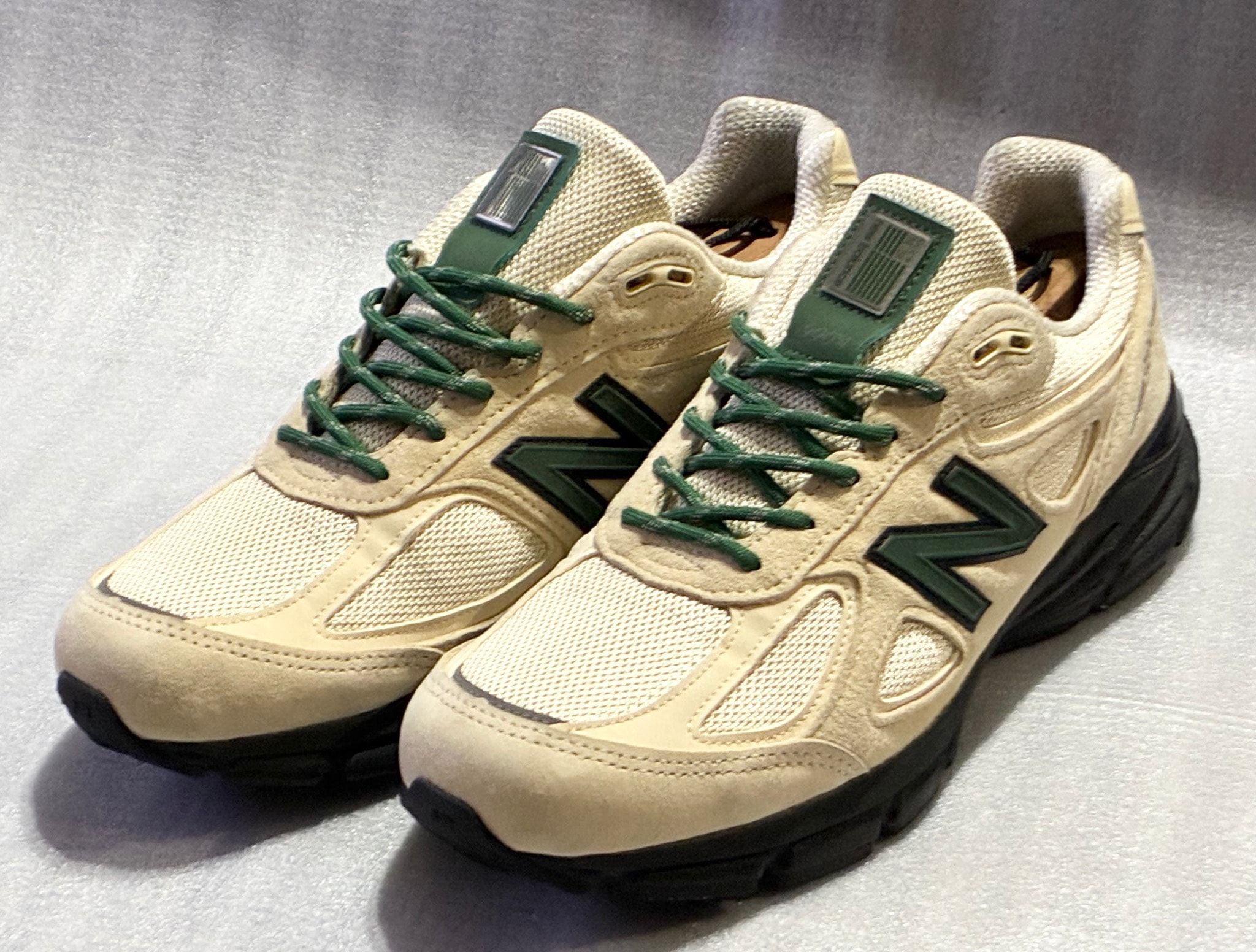 New Balance 990V4 "Macadamia Nut"