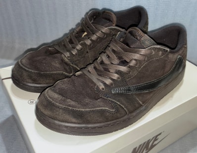 Travis Scott × Nike Air Jordan 1 Low OG SP "Velvet Brown and Dark Mocha"
